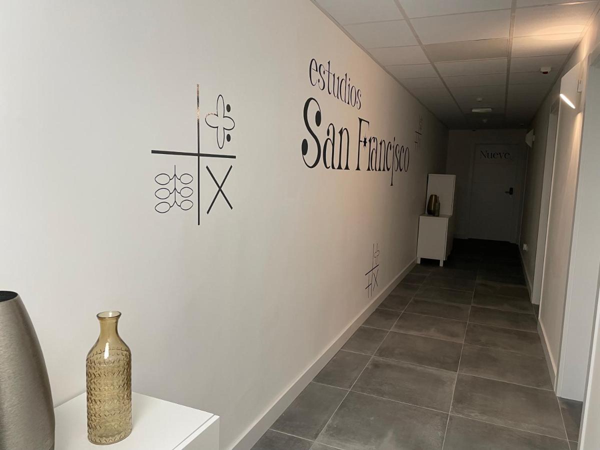 Estudios San Francisco 特鲁埃尔 外观 照片