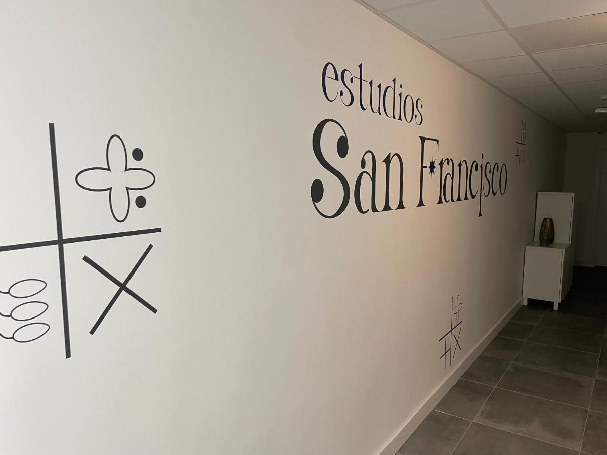 Estudios San Francisco 特鲁埃尔 外观 照片